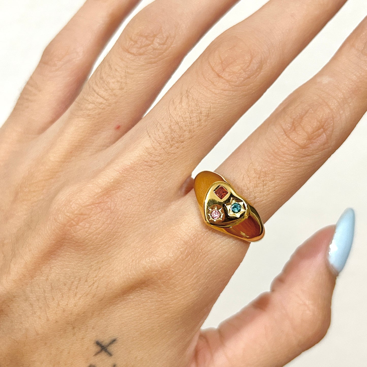 aura ring