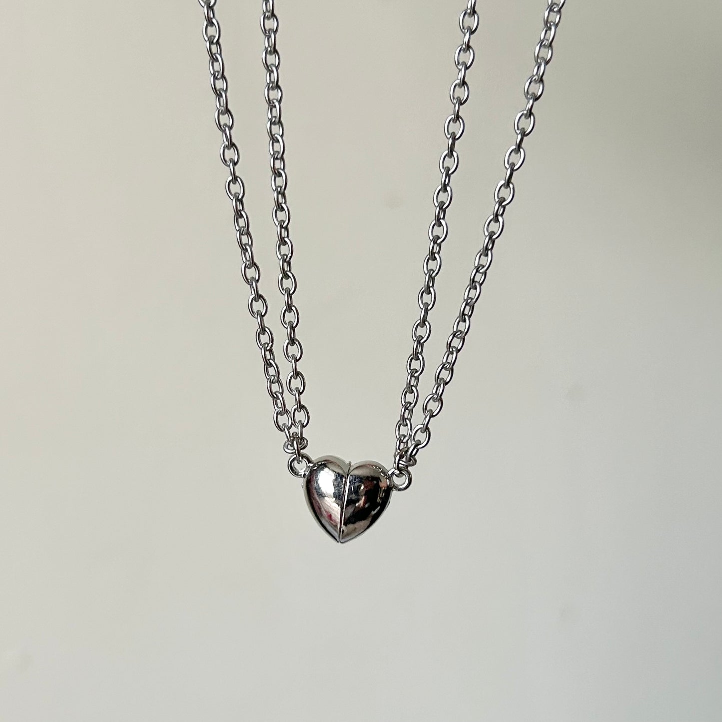 magnetic lover's necklaces