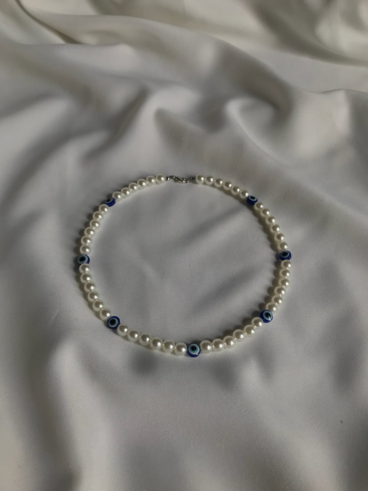 pearl necklace with turkish eyes