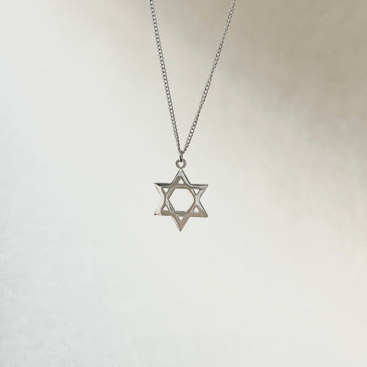 star of light neckace