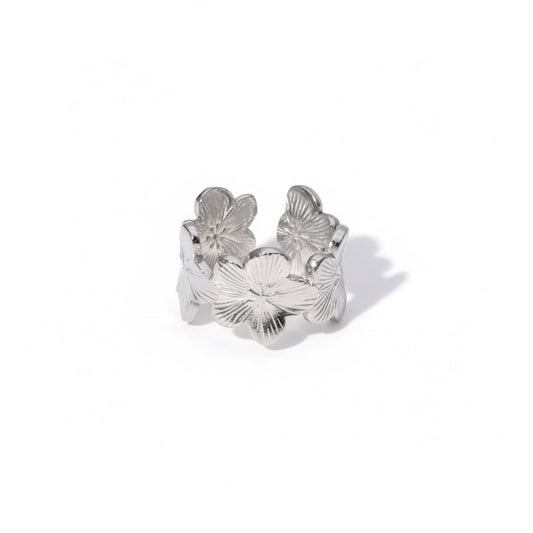 bloom kiss ring