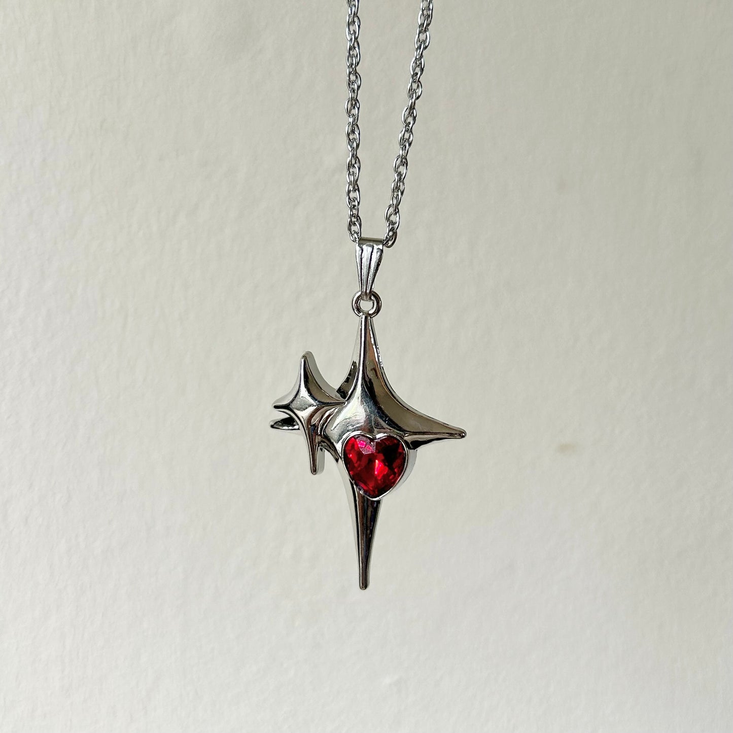 crimson stars necklace