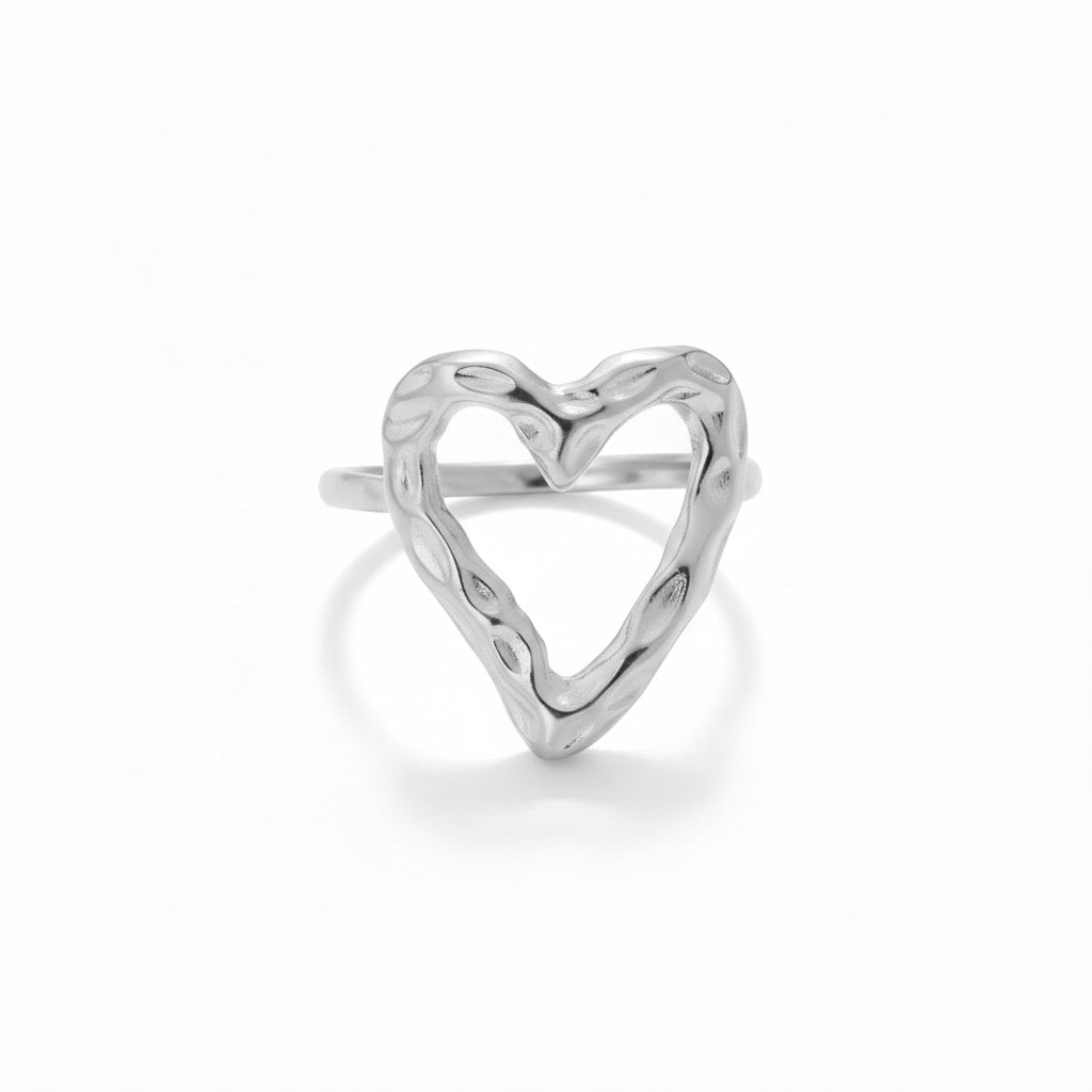 twist heart ring