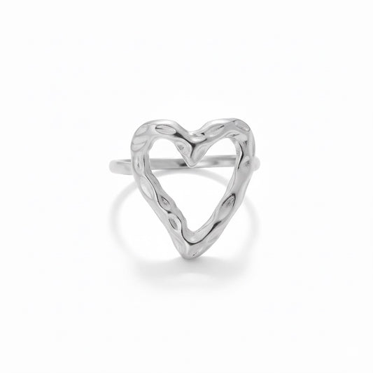 twist heart ring