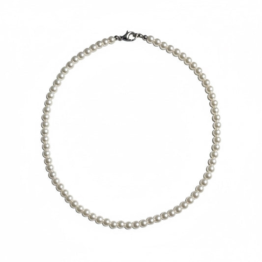 pearly necklace