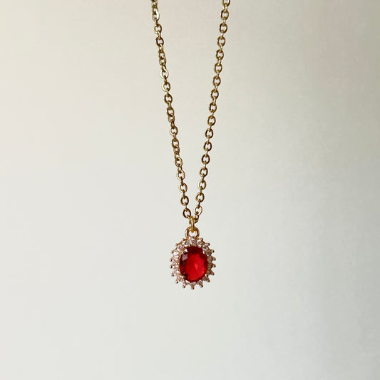 the red queen crystal necklace