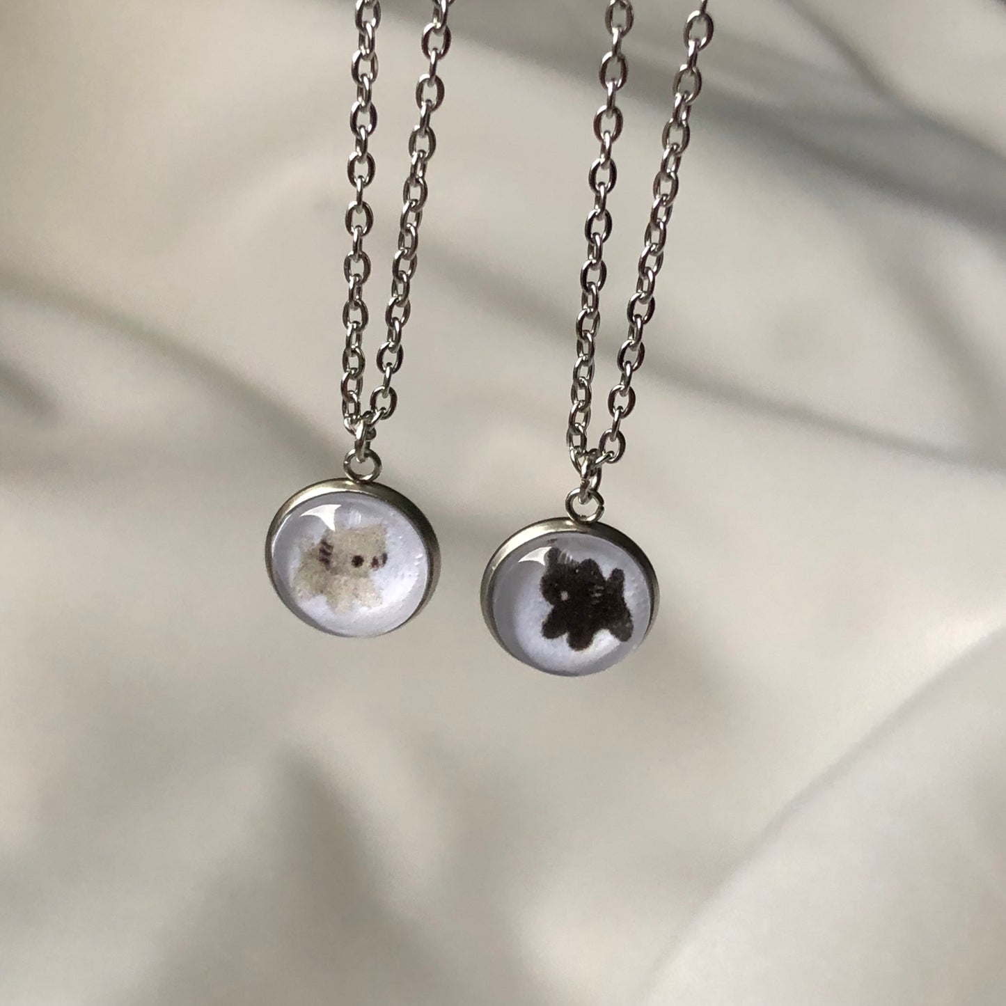 black n white kittens necklaces